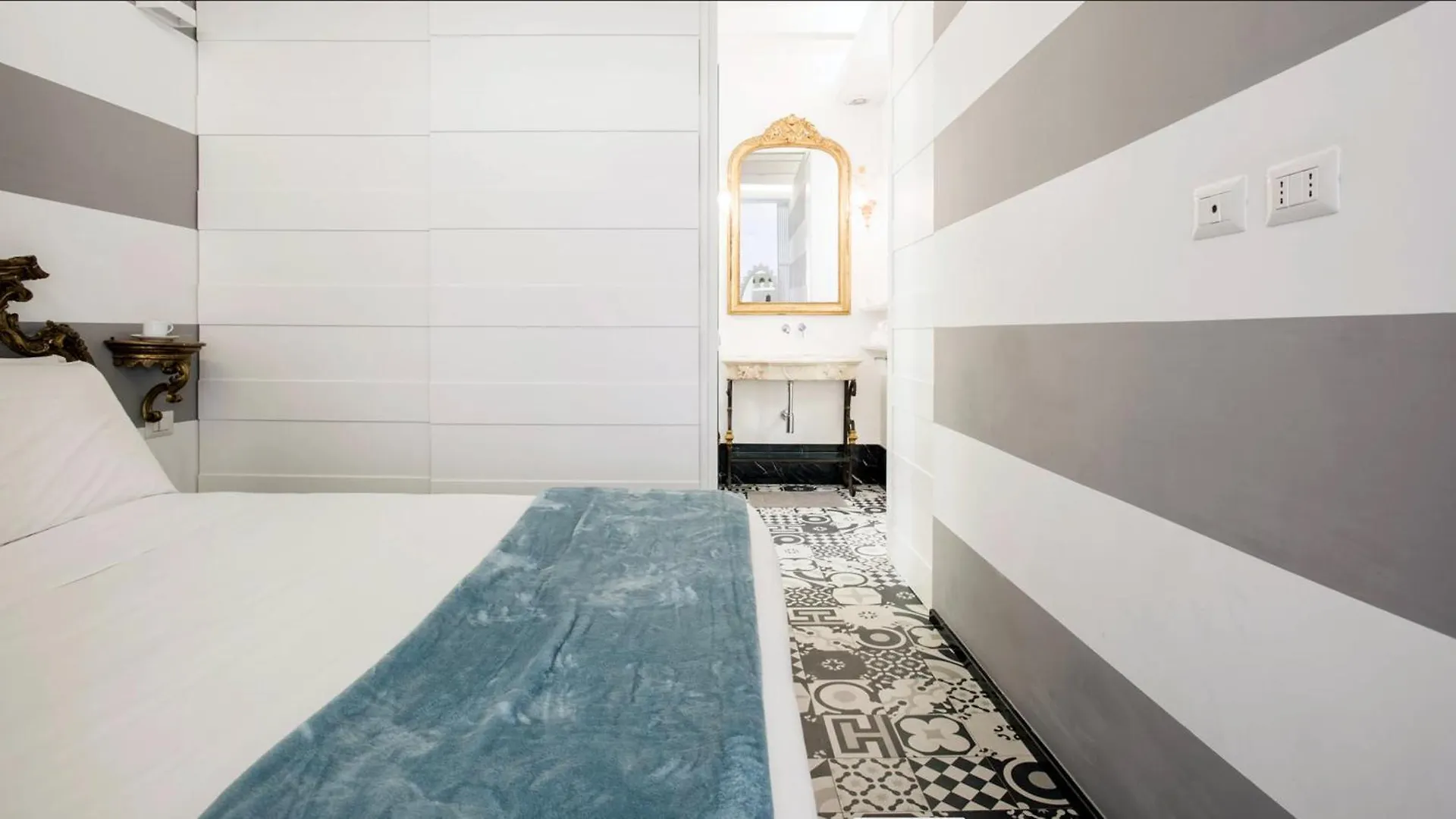 Navona Hi-Tech Apartment Rome Italy